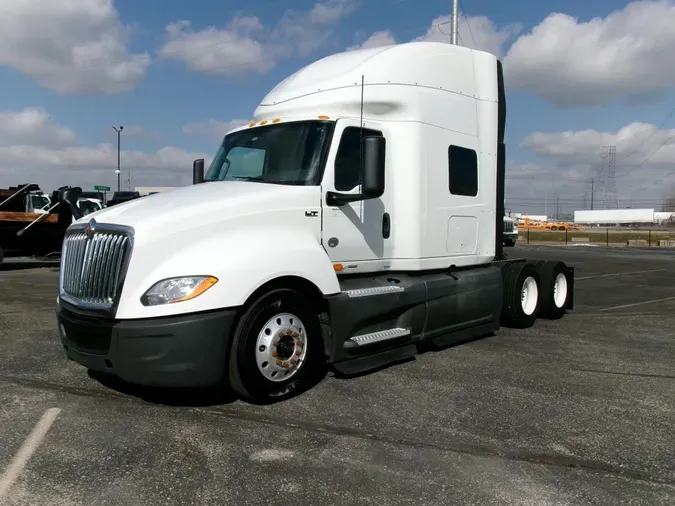 2022 International LT625ee5375ebdf02de2f30493abe508ee58a