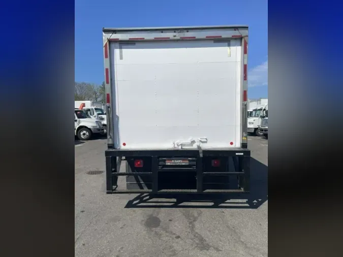 2019 FREIGHTLINER/MERCEDES M2 106