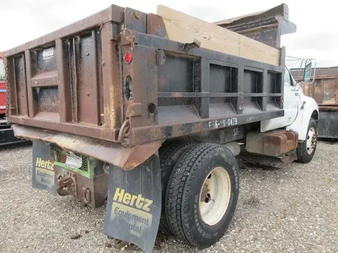 2000 FORD F750