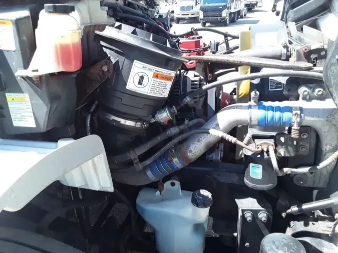 2018 FREIGHTLINER/MERCEDES M2 106
