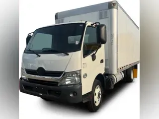 2018 Hino 195