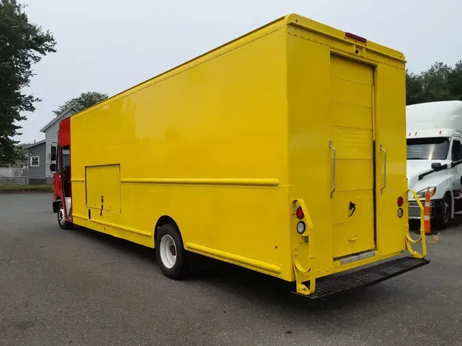 2017 FRTLR CUSTOM CHASSIS CORP MT55