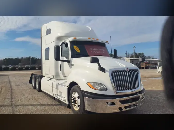 2020 NAVISTAR INTERNATIONAL LT625 SLPR CAB