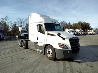 2020 Freightliner Cascadia