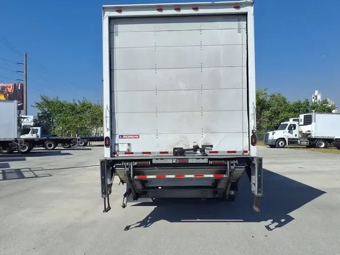 2019 FREIGHTLINER/MERCEDES M2 106