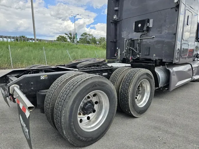2022 KENWORTH T680