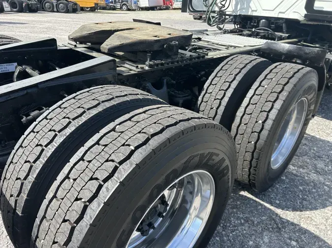 2020 International LT625