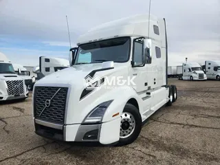 2023 VOLVO VNL64T760