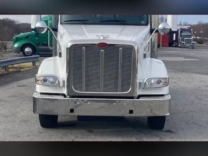 2024 Peterbilt 567