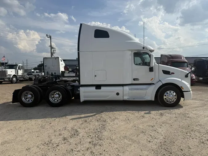 2022 Peterbilt 579