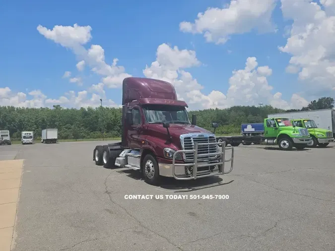 2020 FREIGHTLINER CASCADIA 125