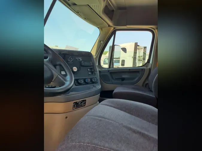 2018 FREIGHTLINER CASCADIA 125