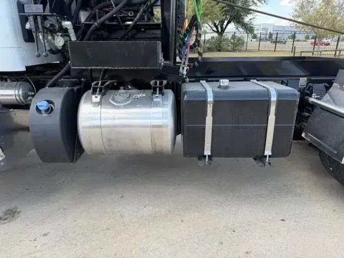 2026 Peterbilt 567