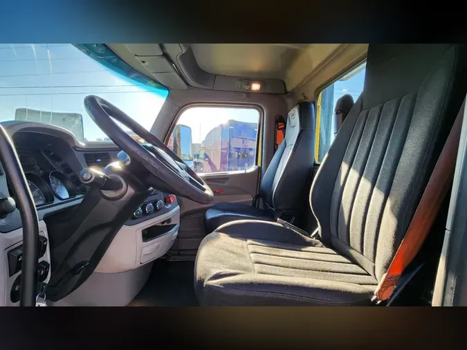 2021 Peterbilt 579