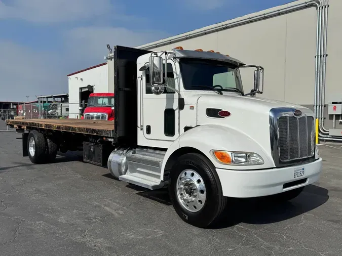 2019 Peterbilt 337