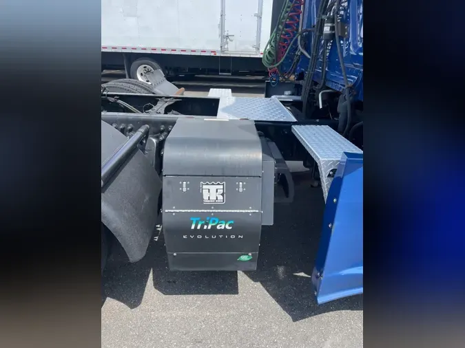 2019 FREIGHTLINER NEW CASCADIA PX12664