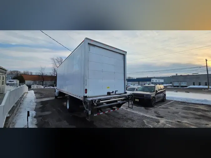 2021 FREIGHTLINER/MERCEDES M2 106