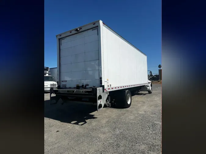 2019 NAVISTAR INTERNATIONAL 4300