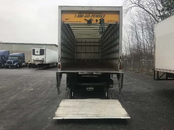 2018 Freightliner M2