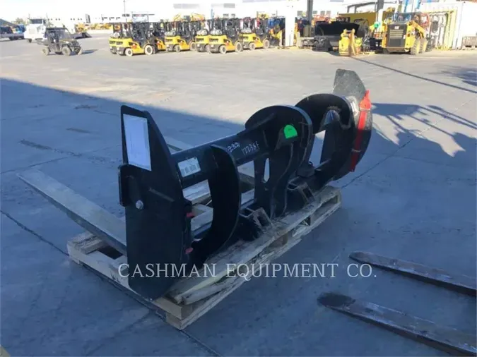 2019 Caterpillar ATTACHMENTS 72_950/966_FORK_ W/CARRIAGE_FUSION_QC