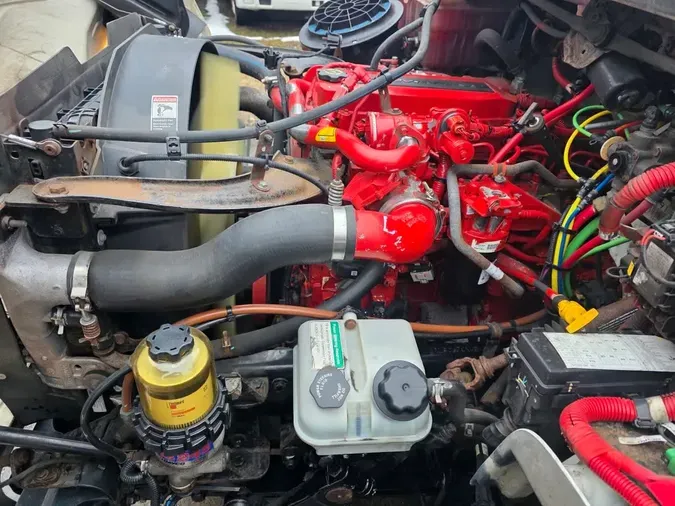 2019 FREIGHTLINER/MERCEDES M2 106