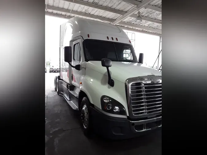 2019 FREIGHTLINER/MERCEDES CASCADIA 125