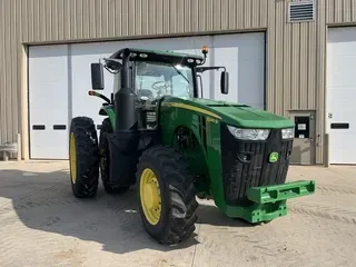 2019 John Deere 8245R