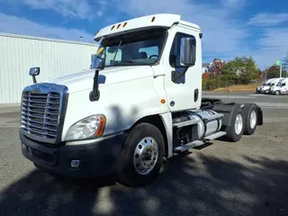 2020 FREIGHTLINER/MERCEDES CASCADIA 125