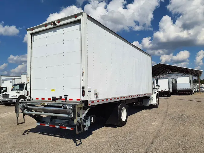 2018 FREIGHTLINER/MERCEDES M2 106