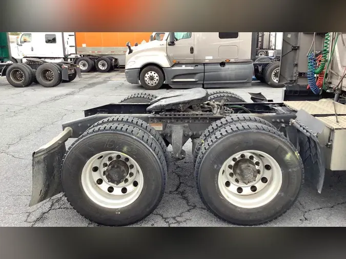 2022 Freightliner Cascadia 126