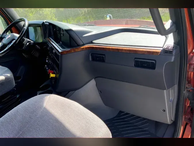 2020 INT LT625 6x4