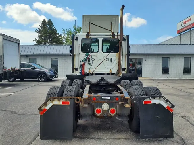 2018 FREIGHTLINER CASCADIA 125