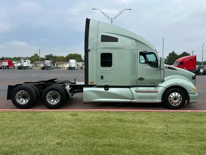 2021 KENWORTH T680eea6d8bea576f1158fb305aad4ea874d