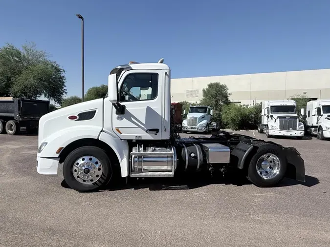 2018 Peterbilt 579eea7bd20c4bfe232be333d11f263fa6f