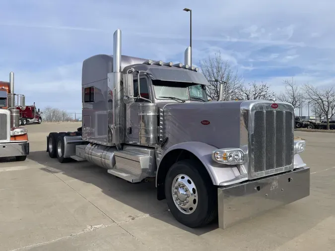 2023 Peterbilt 389