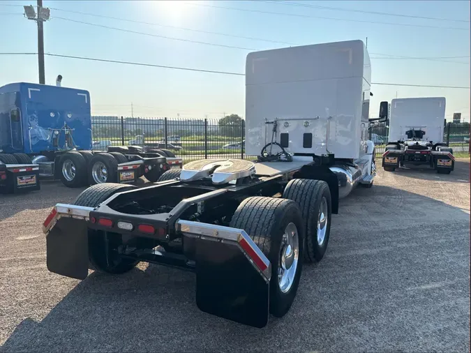 2023 Peterbilt 579