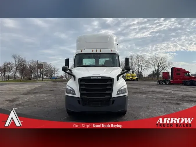 2021 FREIGHTLINER PE116
