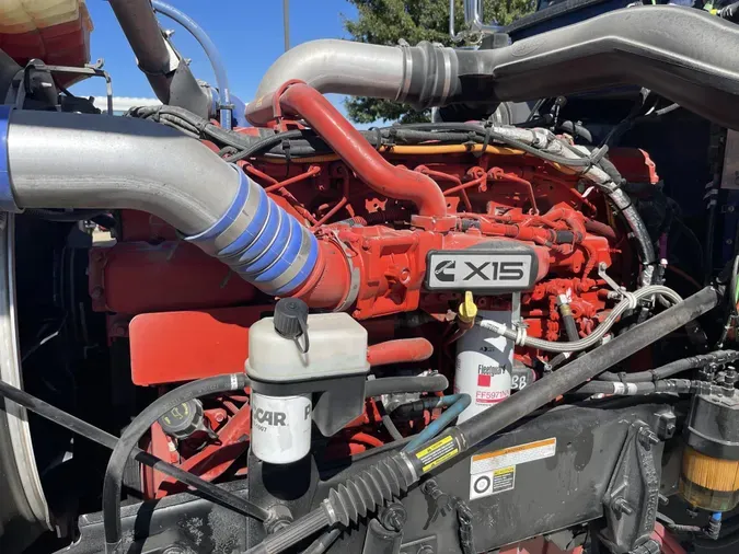 2024 Peterbilt 389