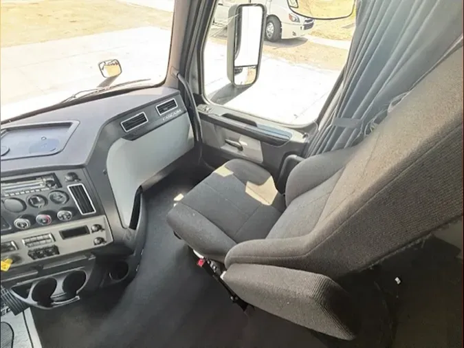2023 Freightliner PT126SLP