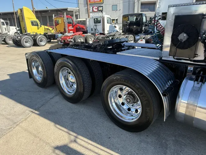 2022 Peterbilt 389eeb15dc3a9cf7c072326fc56ba201248