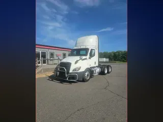 2020 FREIGHTLINER/MERCEDES NEW CASCADIA 116