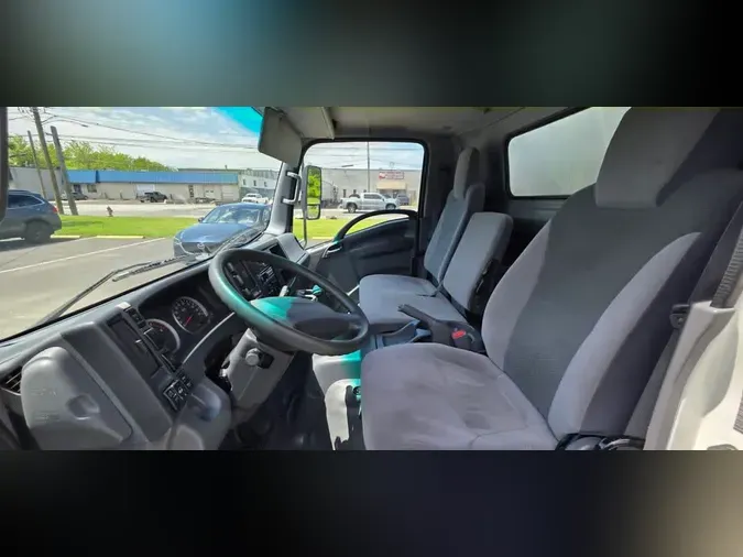 2018 ISUZU NRR