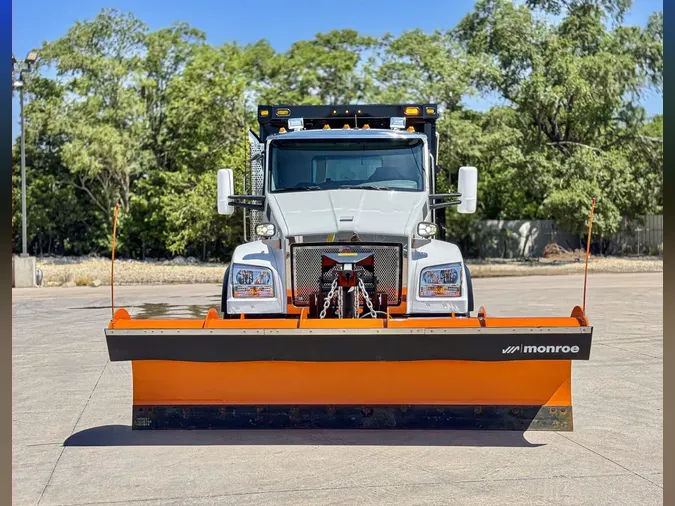 2025 KENWORTH T880S