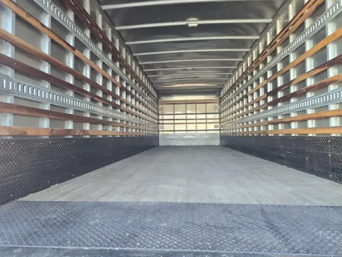 2020 FREIGHTLINER/MERCEDES M2 106