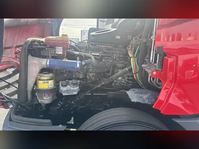 2022 FREIGHTLINER CA126