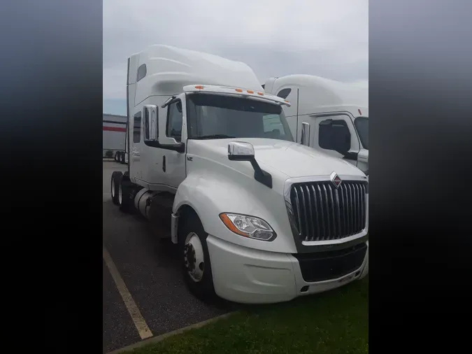 2018 NAVISTAR INTERNATIONAL LT625 SLPR CAB