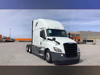 2022 Freightliner Cascadia 126