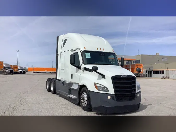 2022 Freightliner Cascadia 126eebcff8b15c41e6a5a7a1df48c2dea65