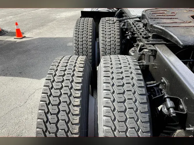 2019 INT LT625 6x4eebd79694a0bb2b09c2cdc0ec8c3209a