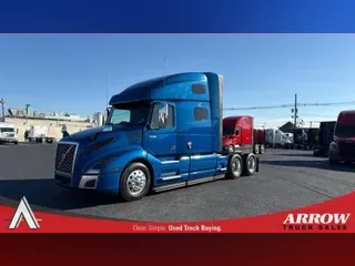 2021 VOLVO VNL760